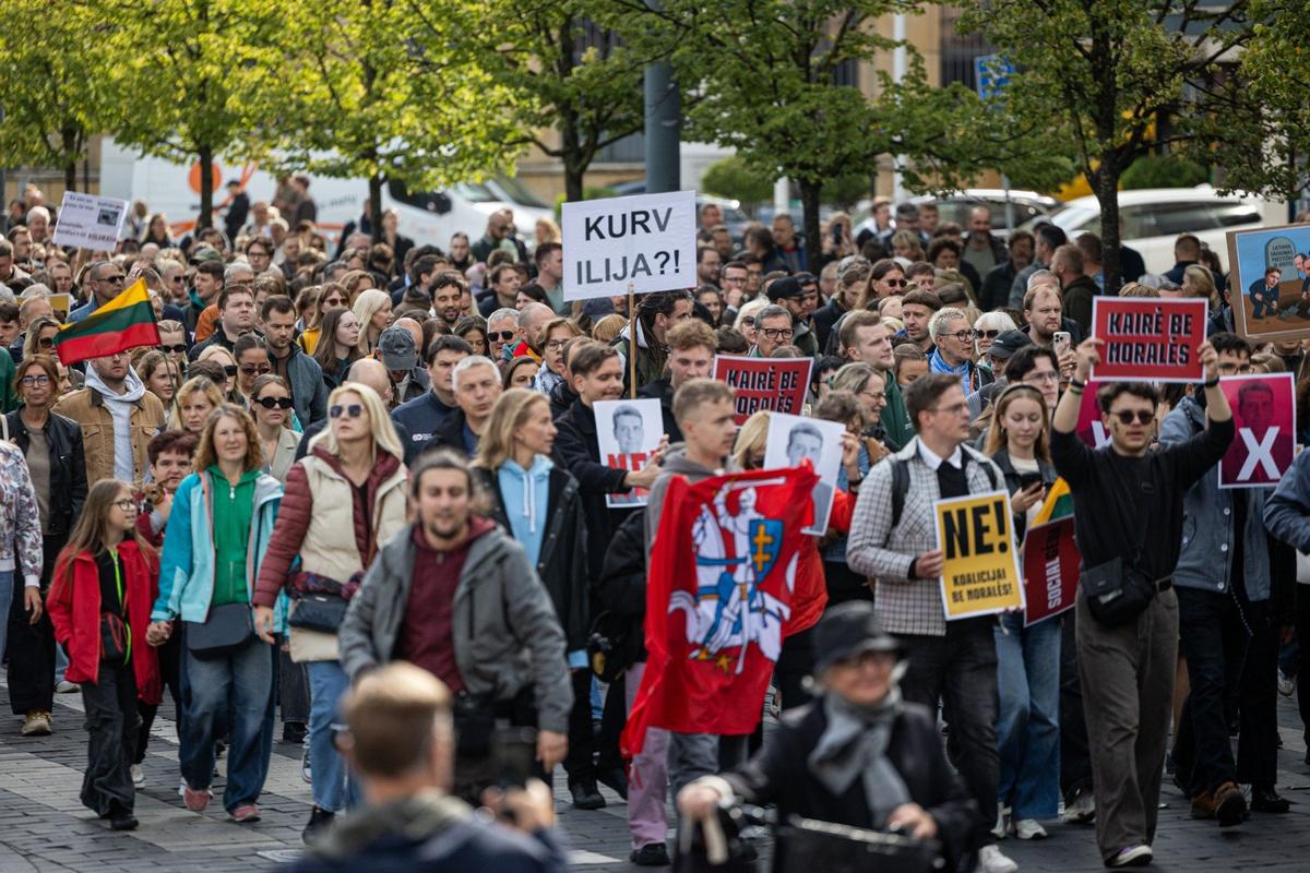 Протест против новой правящей коалиции в Вильнюсе. Фото: BNS