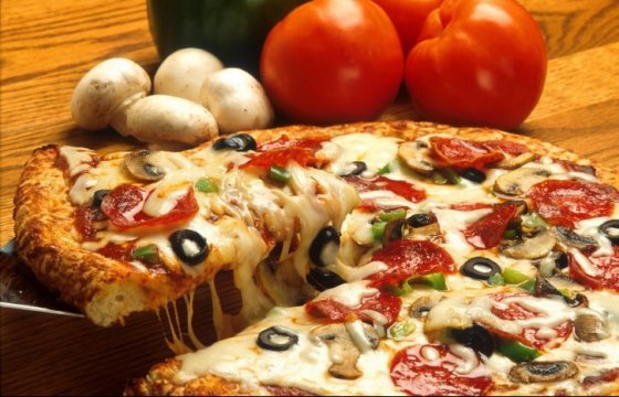 Эстонская пиццерия предложила бесплатную еду больным коронавирусом