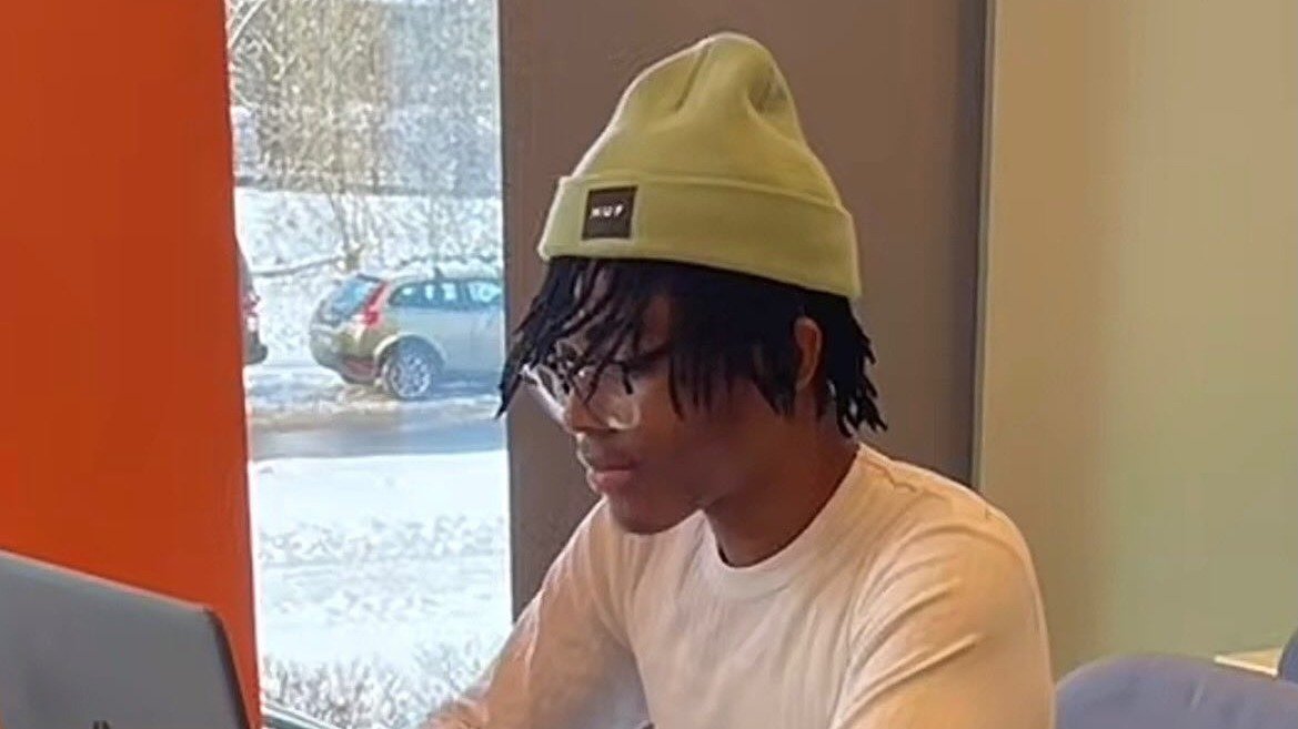 Делегация из Ганы посетит Латвию в январе в связи с расследованием смерти студента Наны Агъей Ахйиа