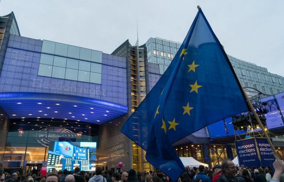 Европарламент запретил доступ посетителей в здание на три недели