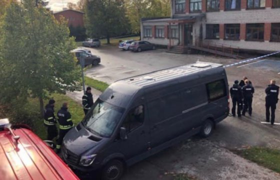Неизвестный подбросил эстонской полиции патроны