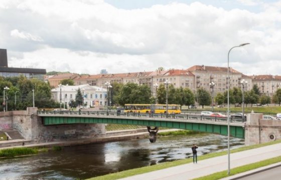 На Зеленом мосту в Вильнюсе появятся новые инсталляции