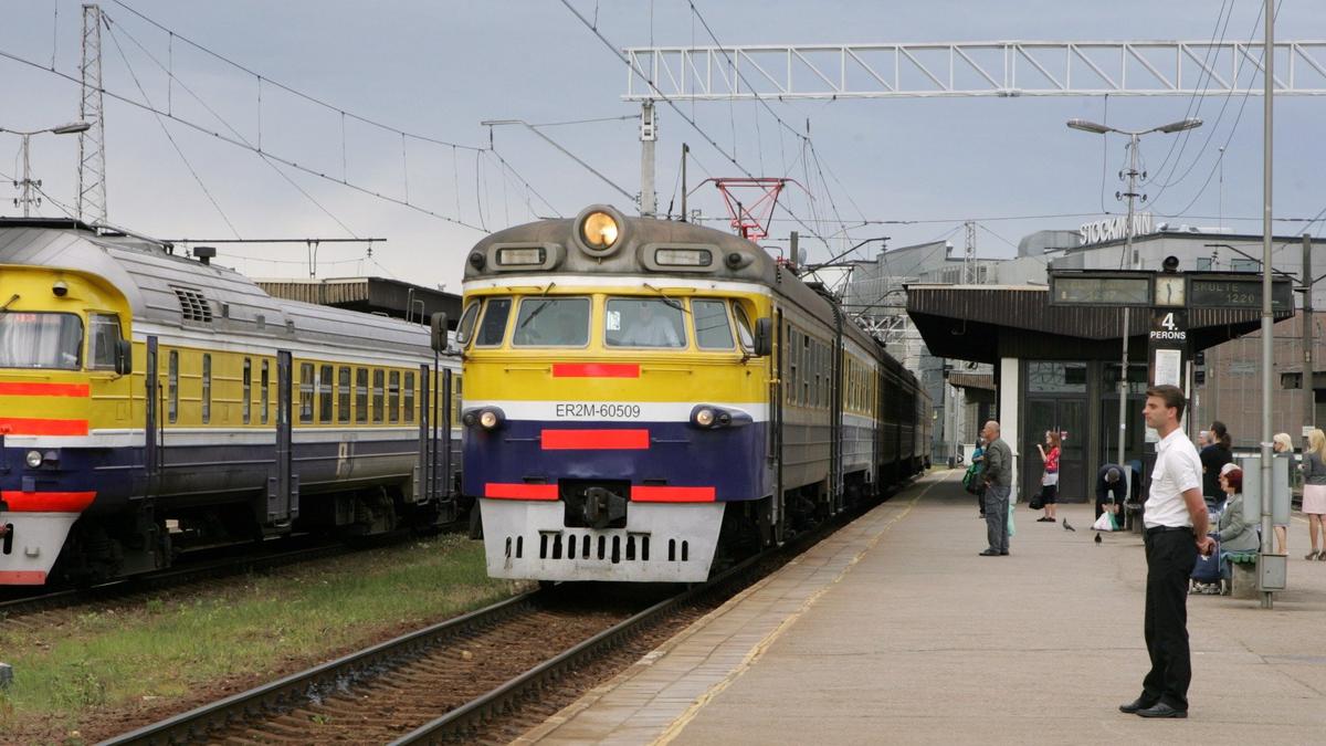 Латвийская железнодорожная компания Pasažieru vilciens просит не запрещать закупку запчастей из РФ и Беларуси