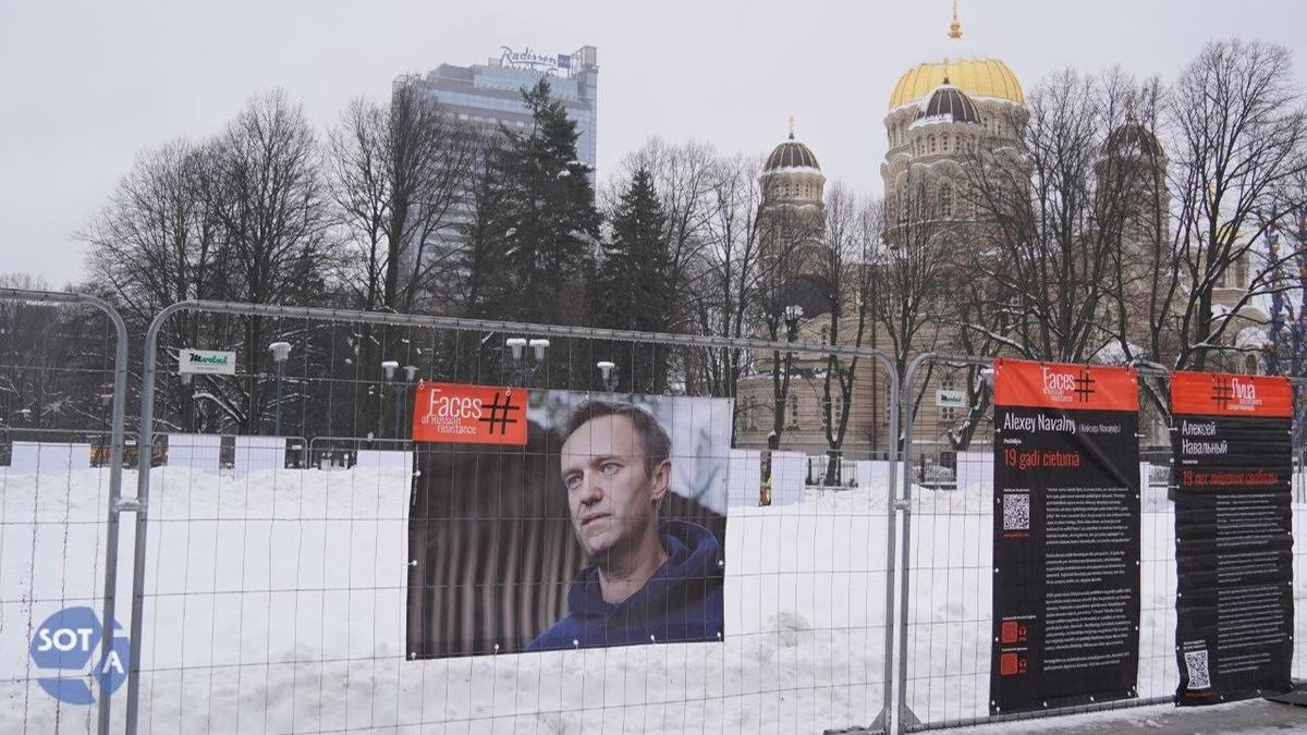 В Риге открыли выставку «Лица российского сопротивления». Ее создатели хотят показать европейцам, что многие россияне не поддерживают войну