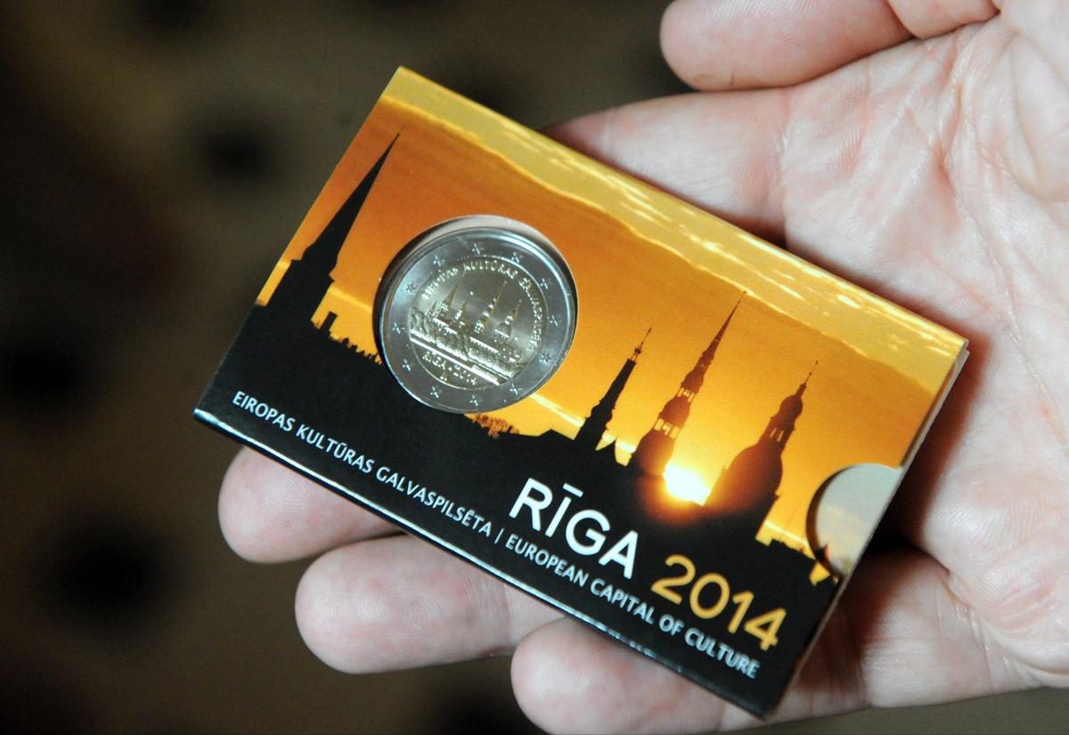 Памятная монета «Рига — европейская столица культуры, 2014». Фото: LETA