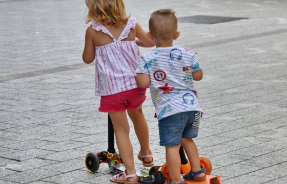 В Литве вырастут пособия на детей