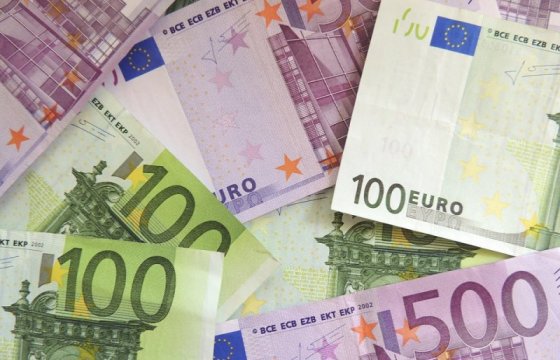 Эстонские профсоюзы одобрили рост минимальной зарплаты до 540 евро