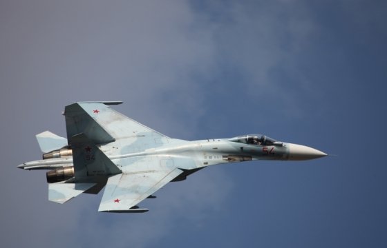 В Минобороны России объяснили маневр Су-27 вокруг американского самолета