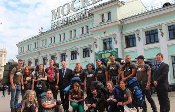 Посол Литвы встретил участников «Миссии Сибирь» в Москве