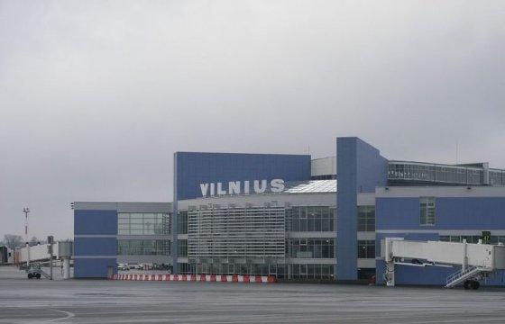 Вильнюсский аэропорт изменил написание названий украинских городов