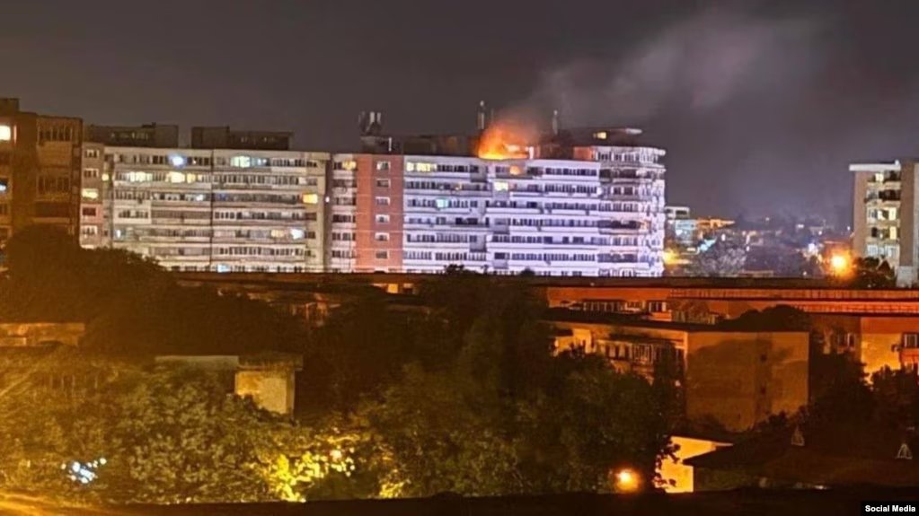 Дрон упал на дом в Галаце в ночь на 29 мая. Фото из соцсетей