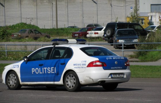 В Таллине полиция открыла огонь по размахивающему ножом человеку