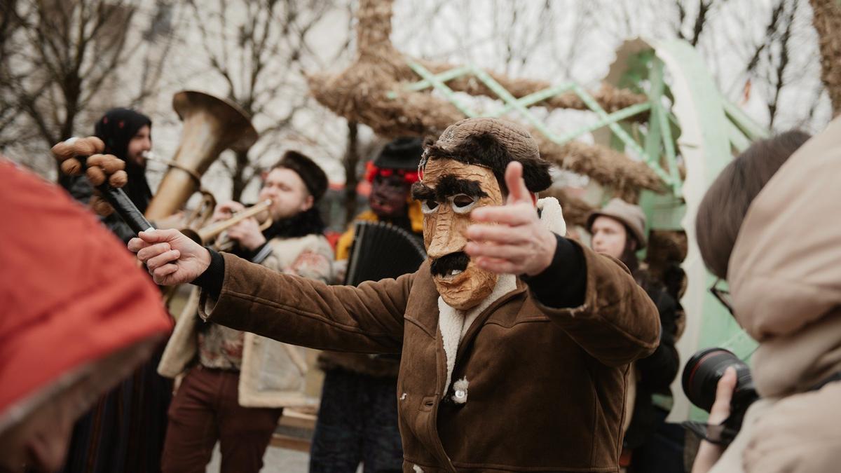 Община ромов в Литве призвала отказаться от масок цыган во время празднования масленицы