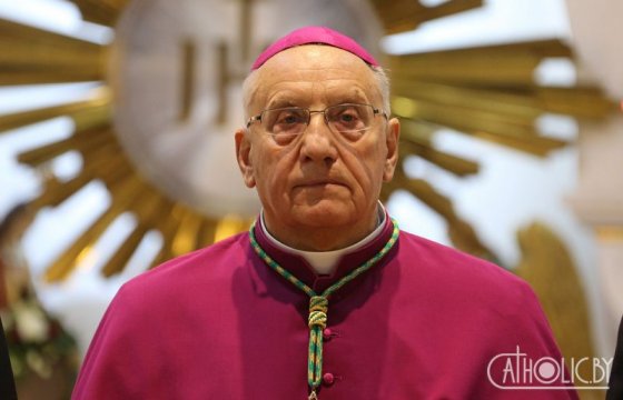 Глава католической церкви Беларуси попросил разъяснить запрет на въезд