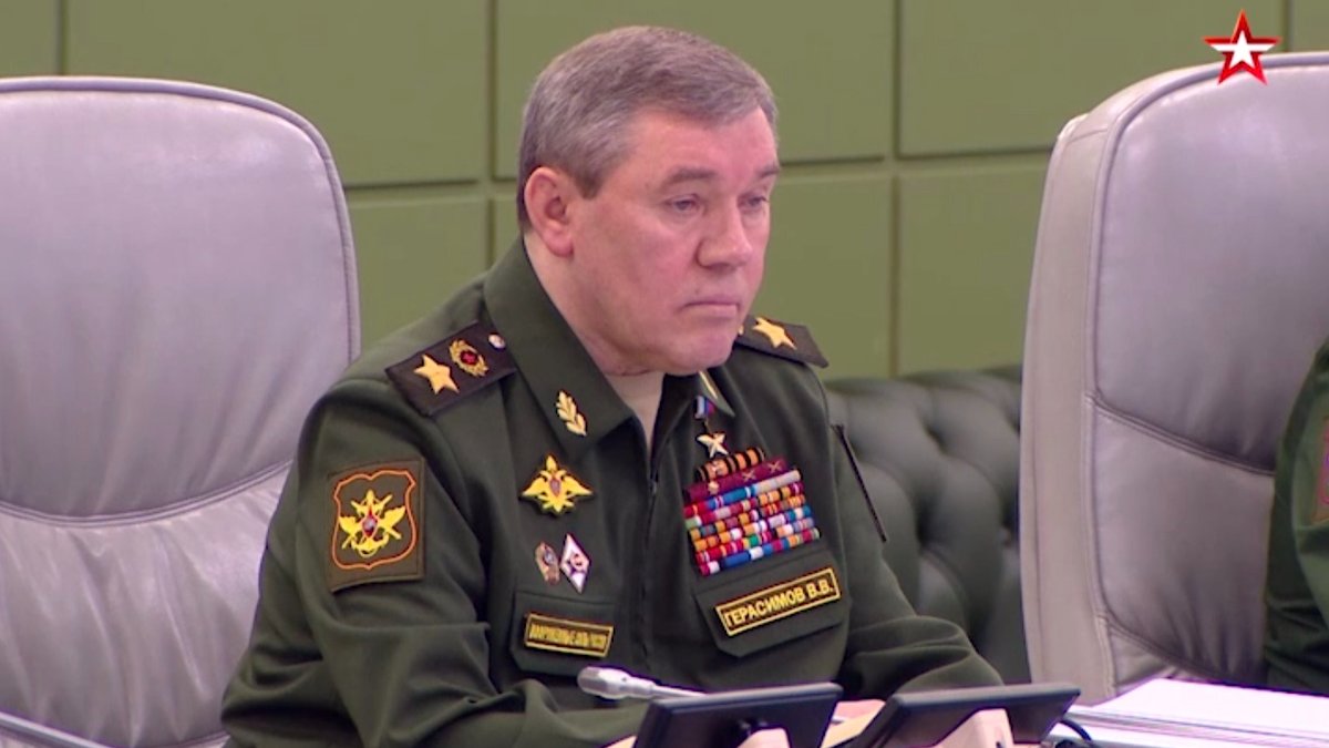 Россия сменила командующего вторжением в Украину. Им стал глава Генштаба Валерий Герасимов