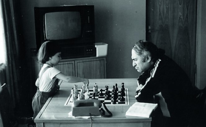 Михаил Таль с дочерью Жанной, 1970-е, фото из семейного архива семьи Таль.