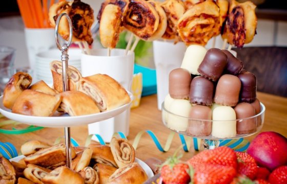 Институт здоровья Эстонии рекомендовал убрать сладости из школьных буфетов