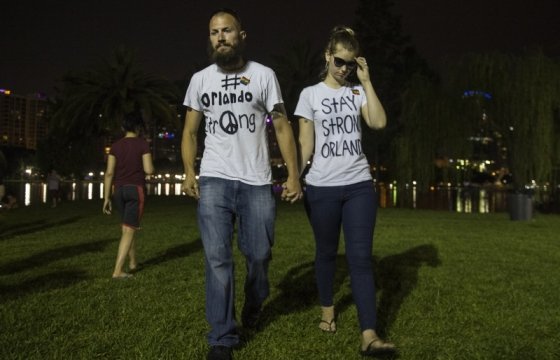 В Орландо проходят акции памяти убитых в теракте в гей-клубе