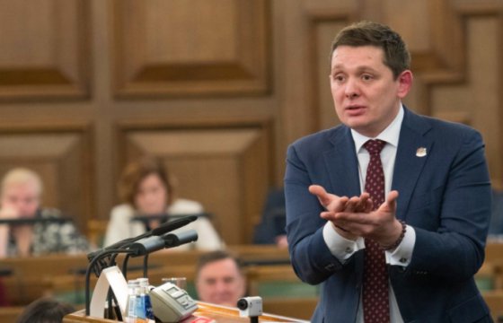 Заразившийся коронавирусом латвийский депутат сообщил о выздоровлении