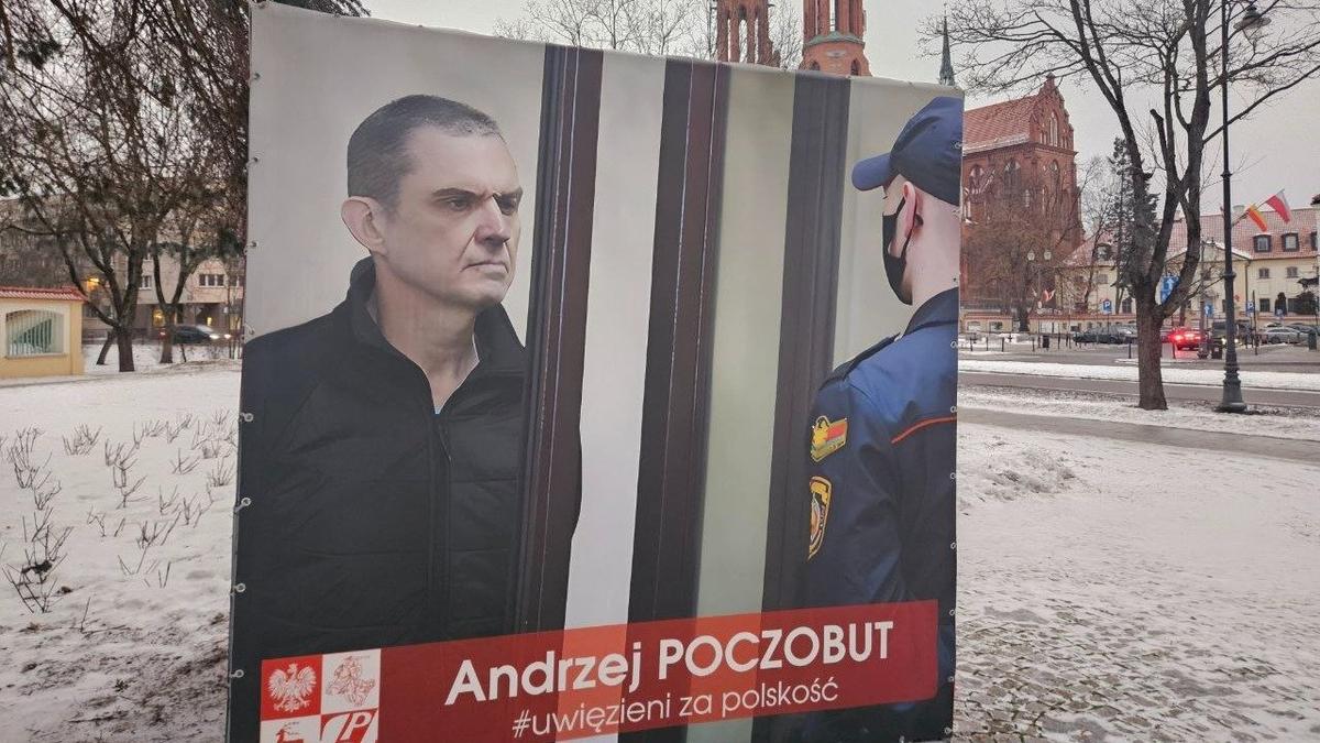 Беларусь и Польша обменялись заключенными в формате «5 на 5». На свободу вышел журналист Андрей Почобут