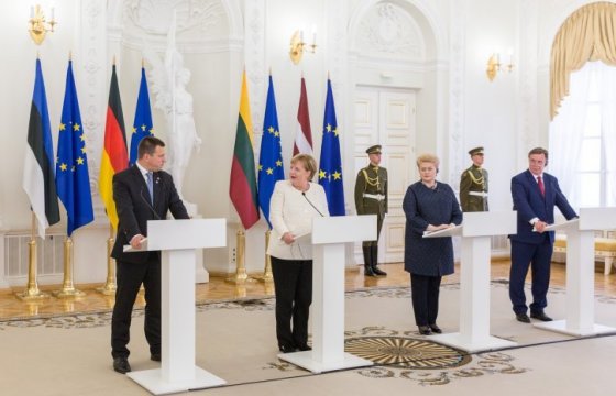Руководители стран Балтии встретились с канцлером Германии