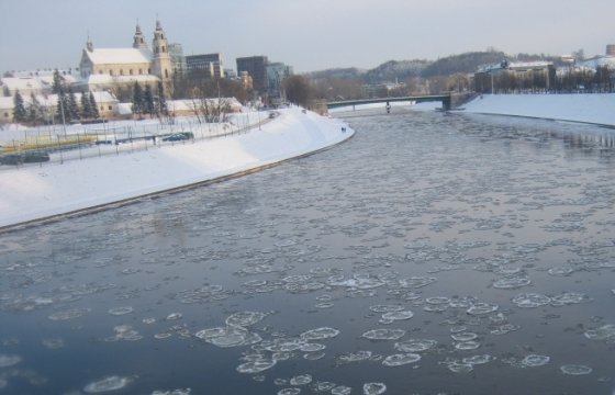 Vilniaus vandenys: после аварии в Нерис попало 30 тыс. кубометров сточных вод