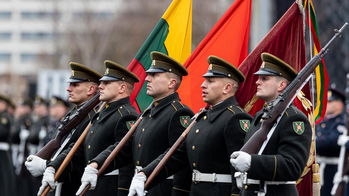 Литовским военнослужащим запретили выезжать в Россию, Беларусь и Китай из-за угроз безопасности