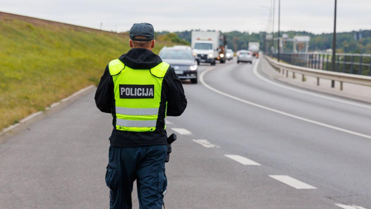 В Литве предложили в два раза поднять штрафы за превышение скорости: число ДТП в последние годы растет