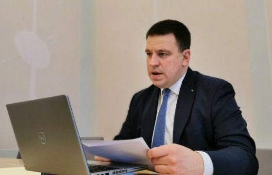 Экс-премьер Эстонии отказался от вакцинации