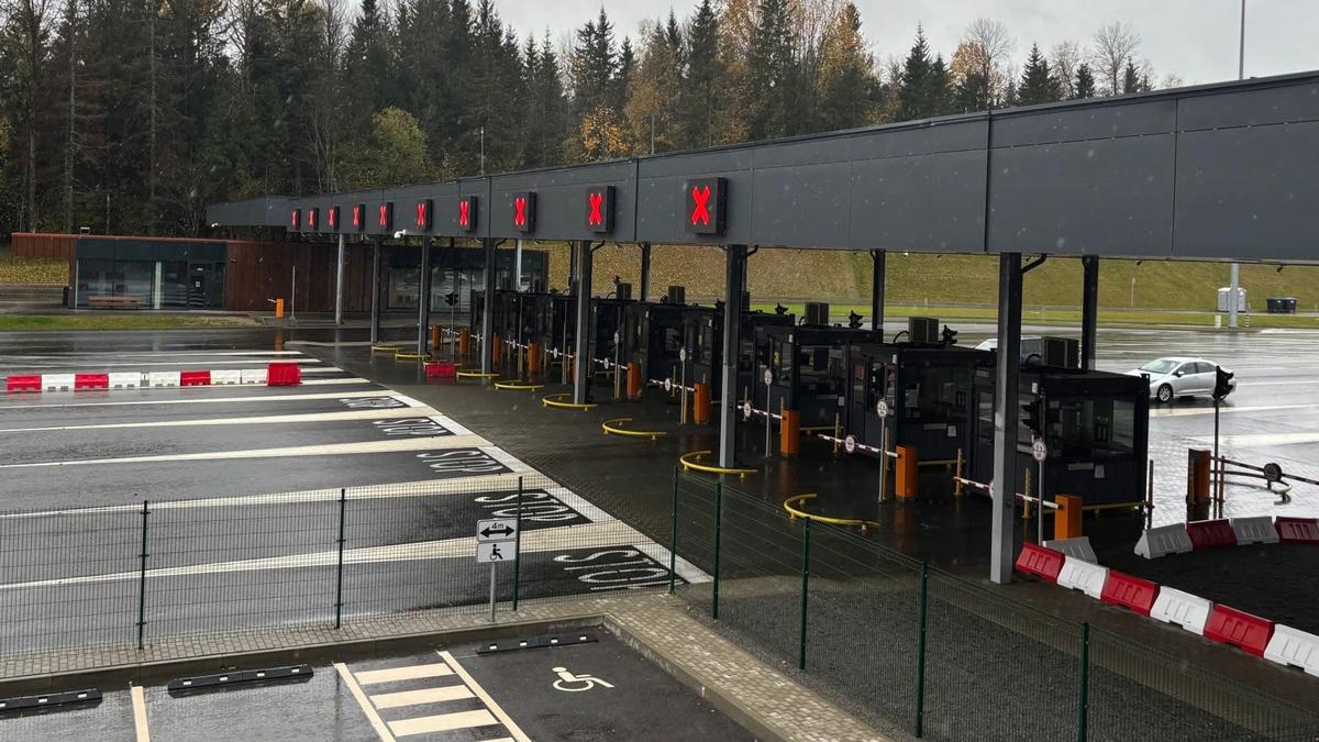 Правительство Литвы решило открыть два пункта пропуска на границе с Беларусью с 20 ноября