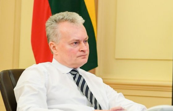 Президент Литвы обратился к народу после первой смерти от коронавируса