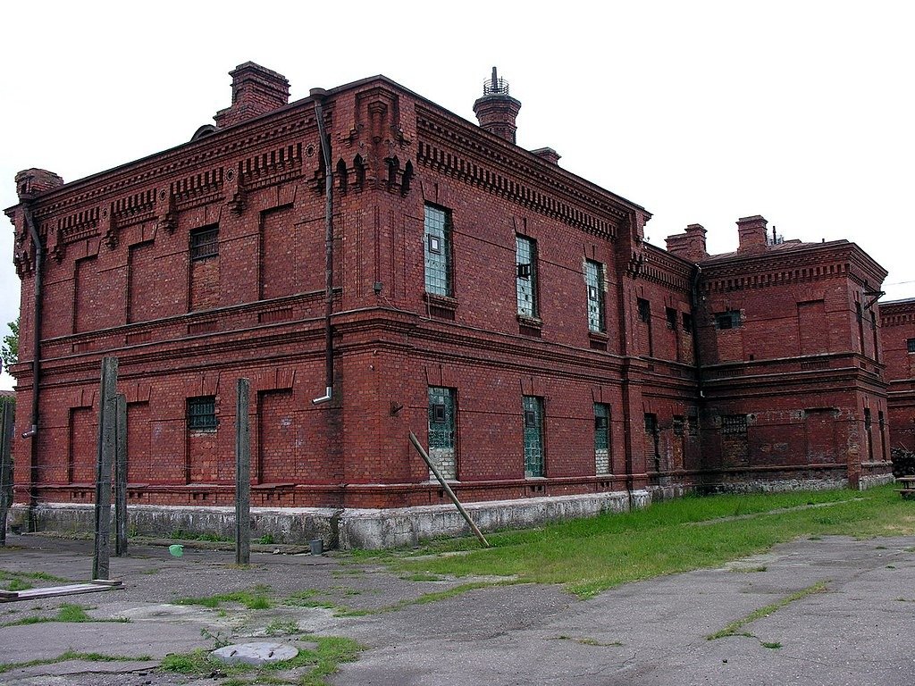 Тюрьма Кароста/wikipedia