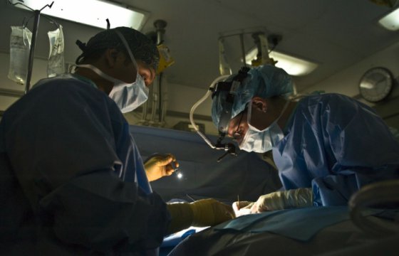В России врачи продолжили операцию на сердце во время пожара
