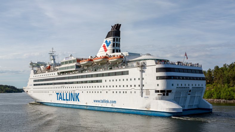 Украинские беженцы, живущие на корабле в Таллинне: снять квартиру не позволяют доходы и обстоятельства