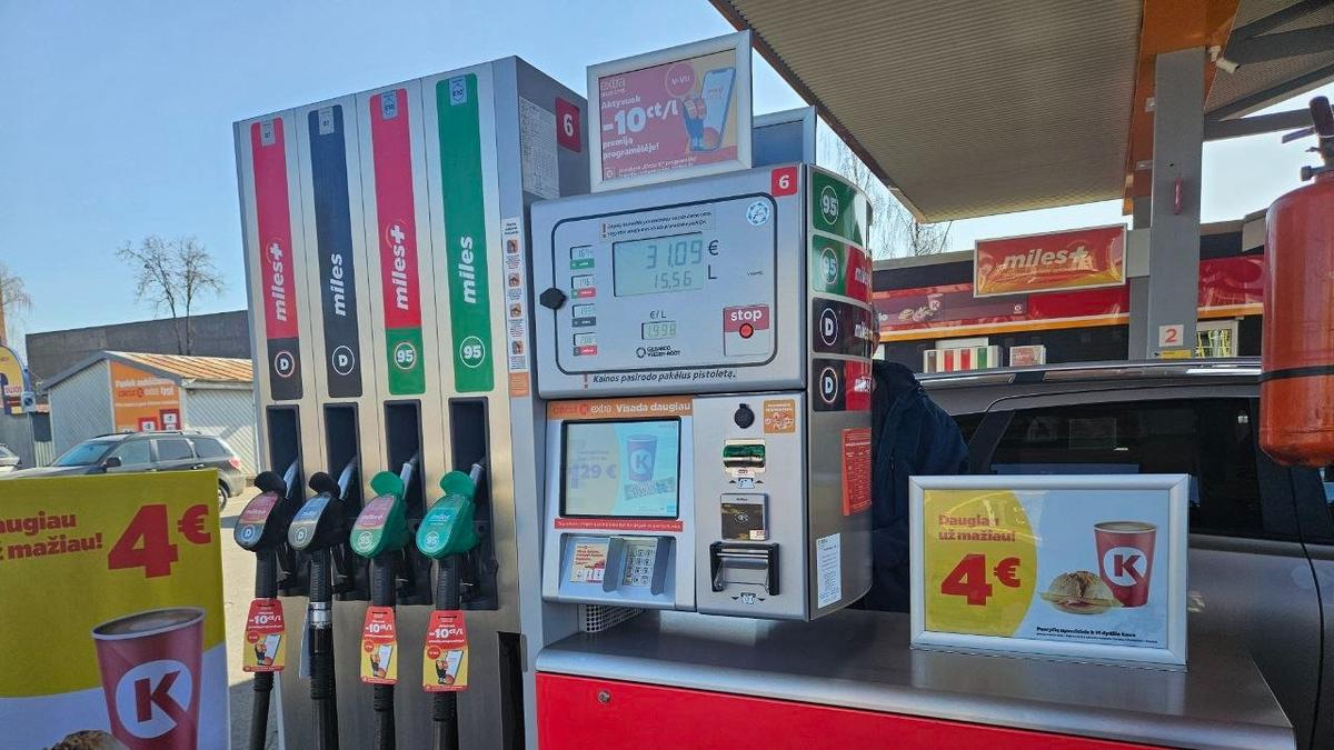 Сейм Литвы временно снизил акциз на дизельное топливо: ожидается, что цены упадут примерно на 6 центов